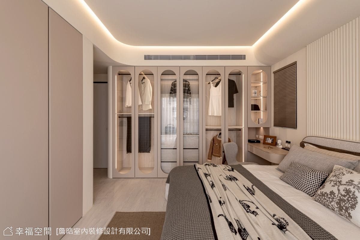 現代主臥弧形衣櫃設計