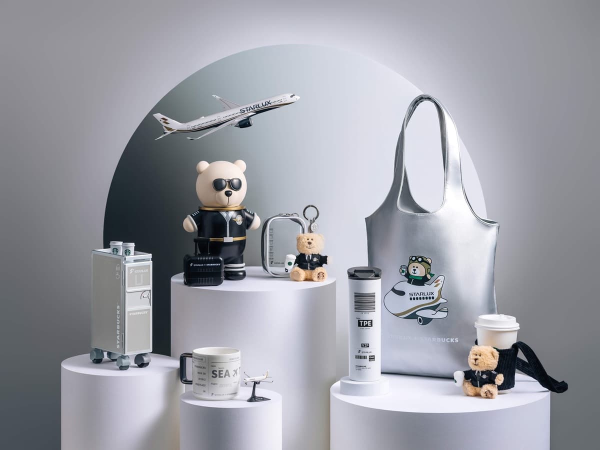 Bearista熊變身最萌機長！「STARLUX + STARBUCKS」跨界聯名系列