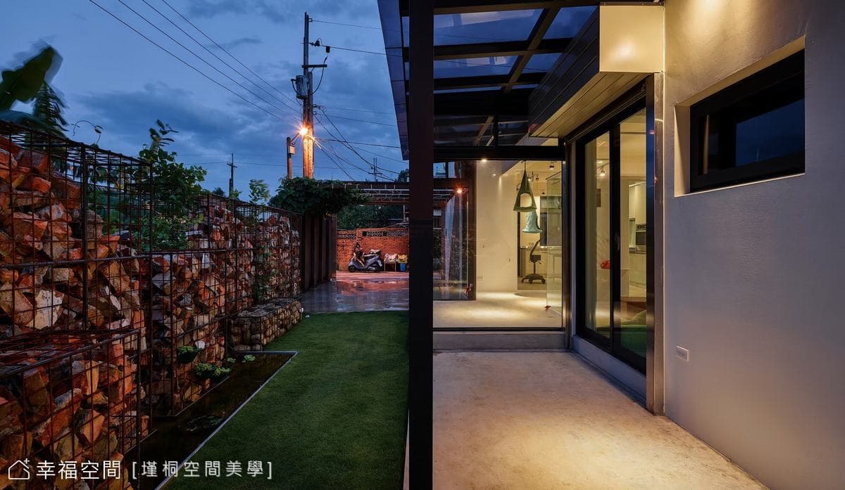 Pet Treats Studio | 現代工業風 | 42坪