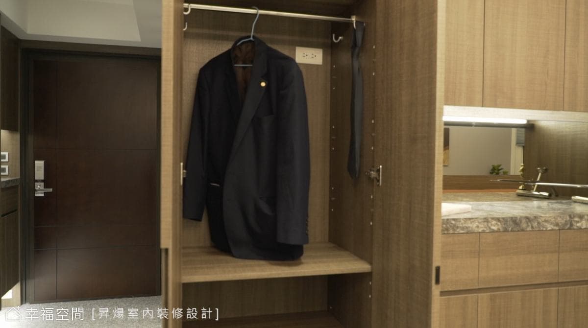 開闊空間尺度 以材質工法砌築飾舒適宅居│30坪