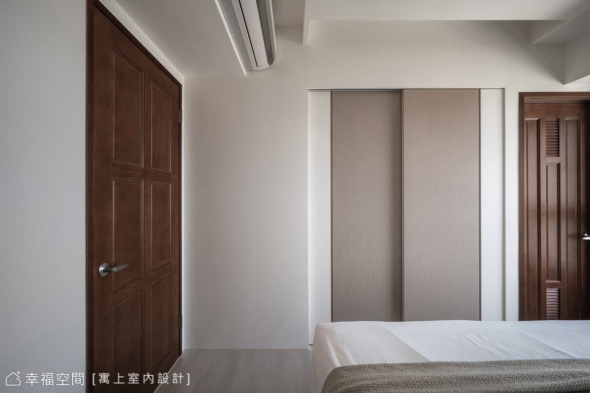 沉靜灰自然木現代北歐宅│26坪