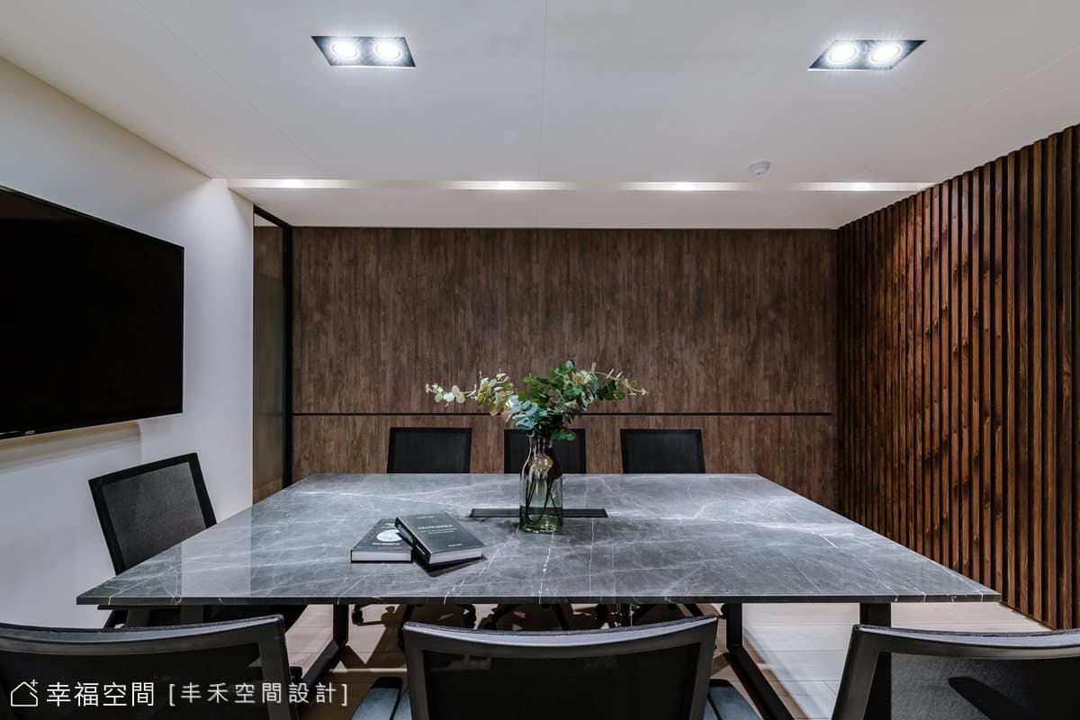 雋永的辦公室即是一種收藏|飯店風|80坪