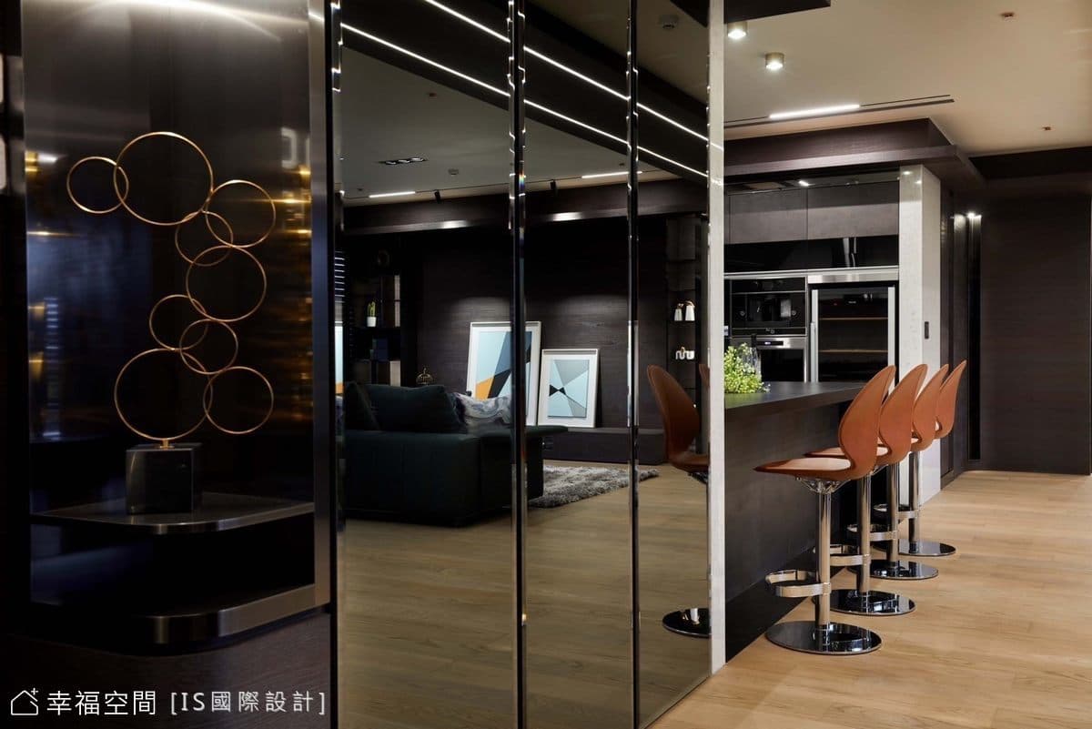 精工淬鍊品質 暗黑色系創造明亮感│現代風│59坪
