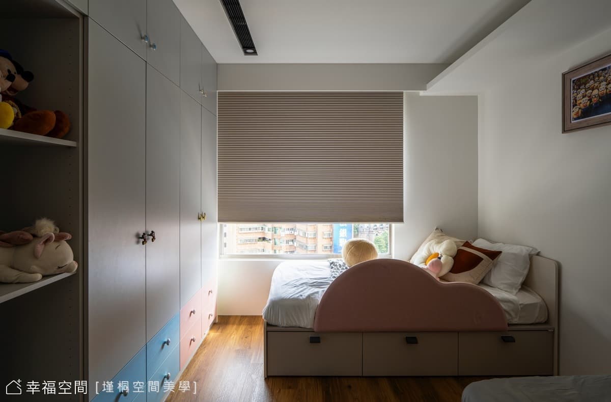 逐光塑影  一彎柔弧勾繪輕暖家景|現代風|42坪