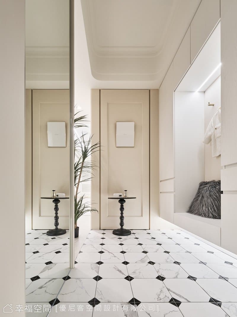 neoclassical