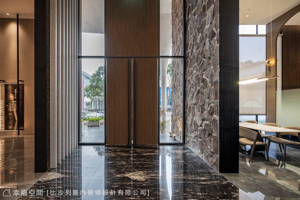 高規格接待中心 樣品屋實現家的想像（上）