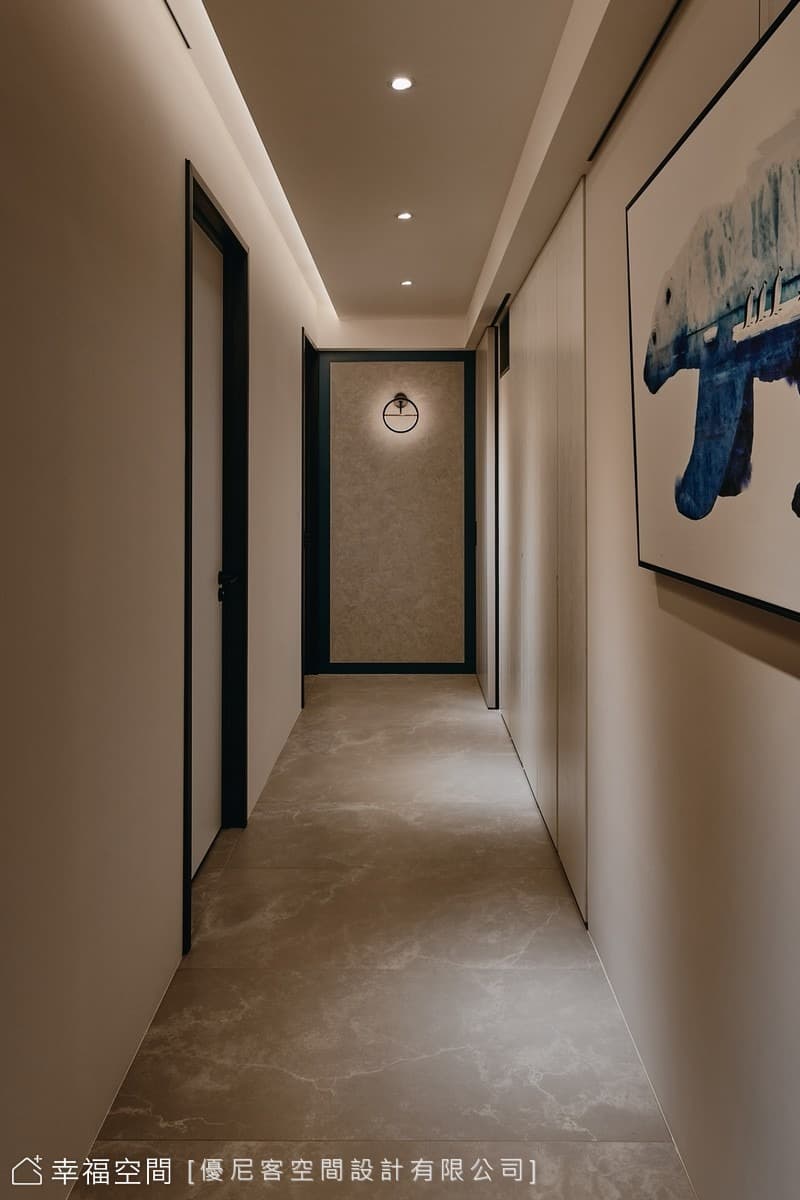 轉身．在美術館遇見普魯士藍