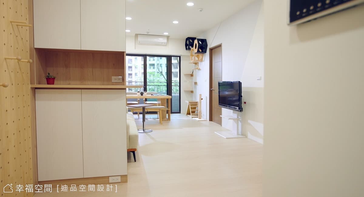 高彩小坪數中古屋 畫風一轉簡約寵物宅│16坪