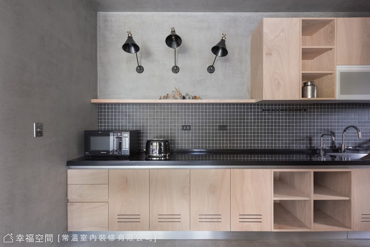 Loft｜工業風｜17坪