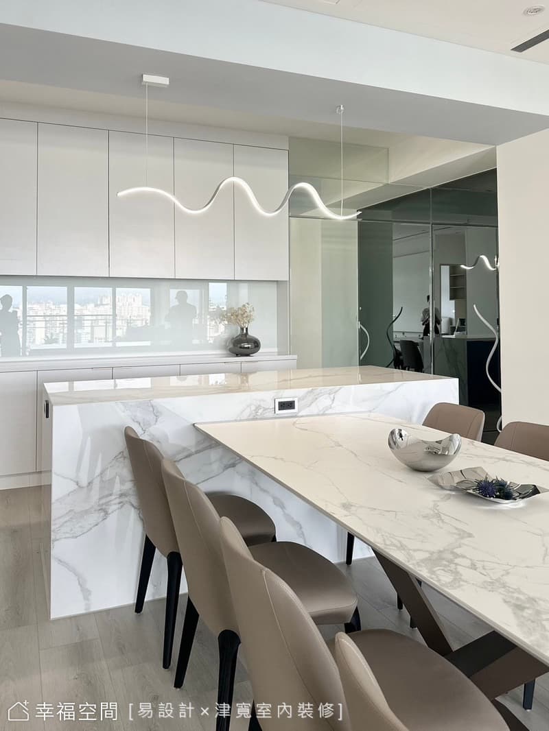 柔光金韻。陽光輕奢現代美式宅│84坪