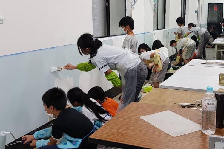 【公益活動】1919陪讀班繪出活潑色彩力 立邦塗料帶領孩子刷出嶄新生活