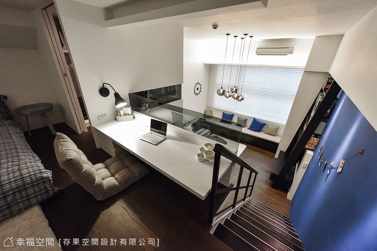 二樓望向一樓