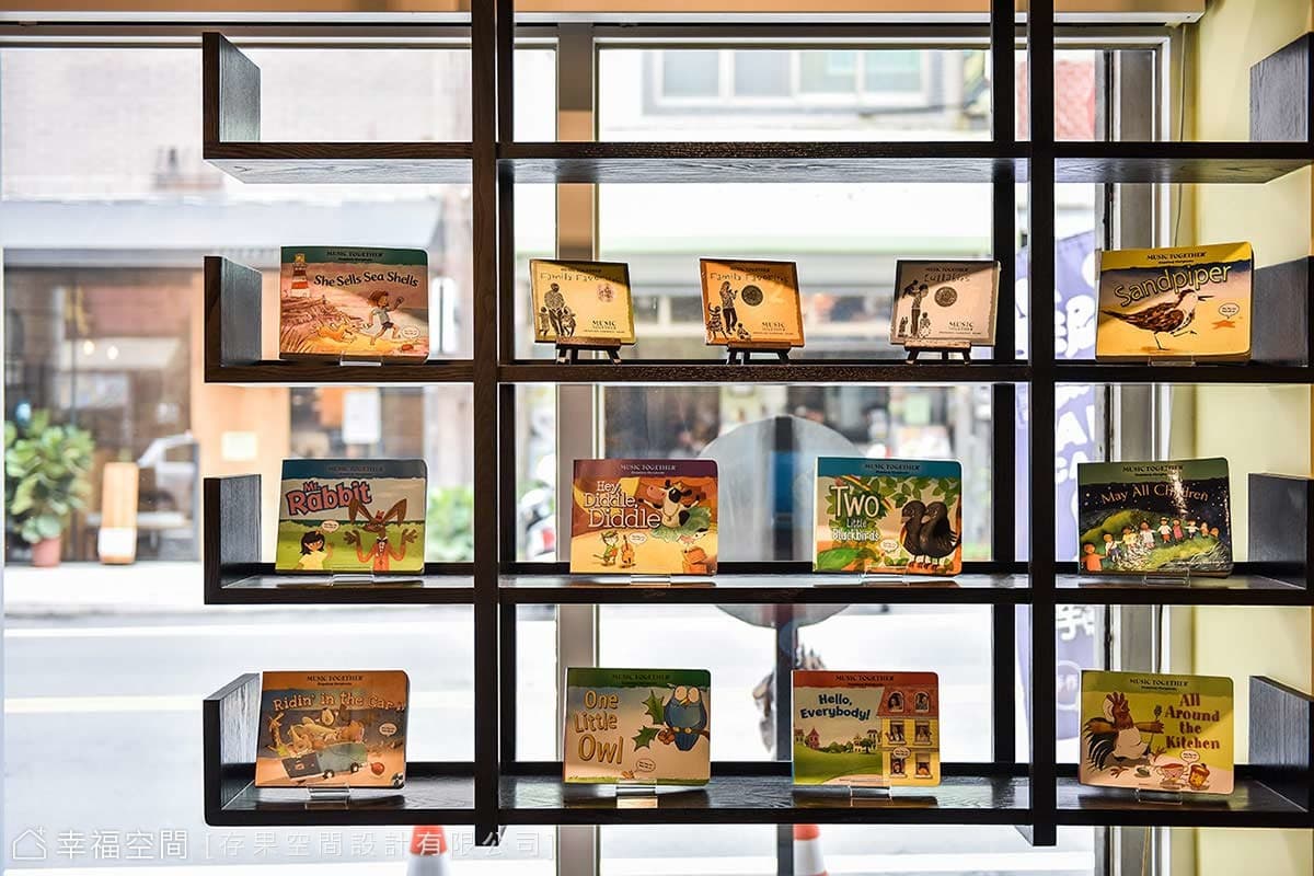 繪本展示架