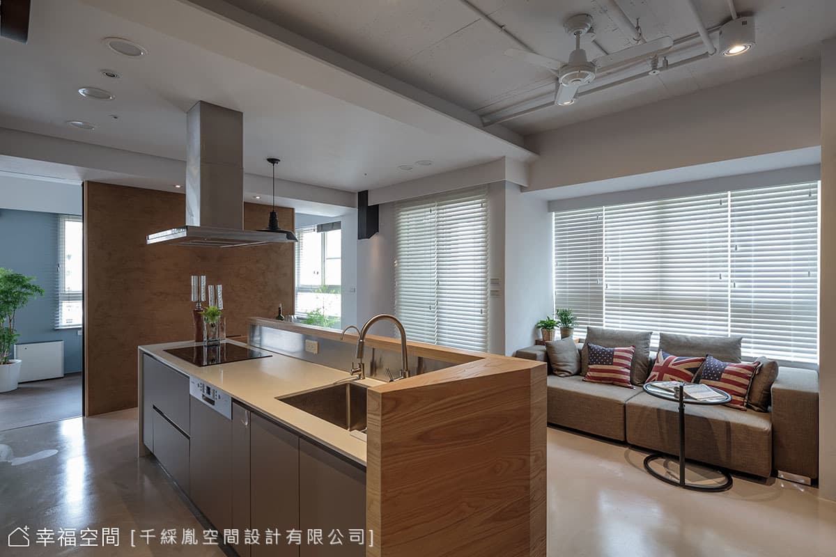 天花與地坪