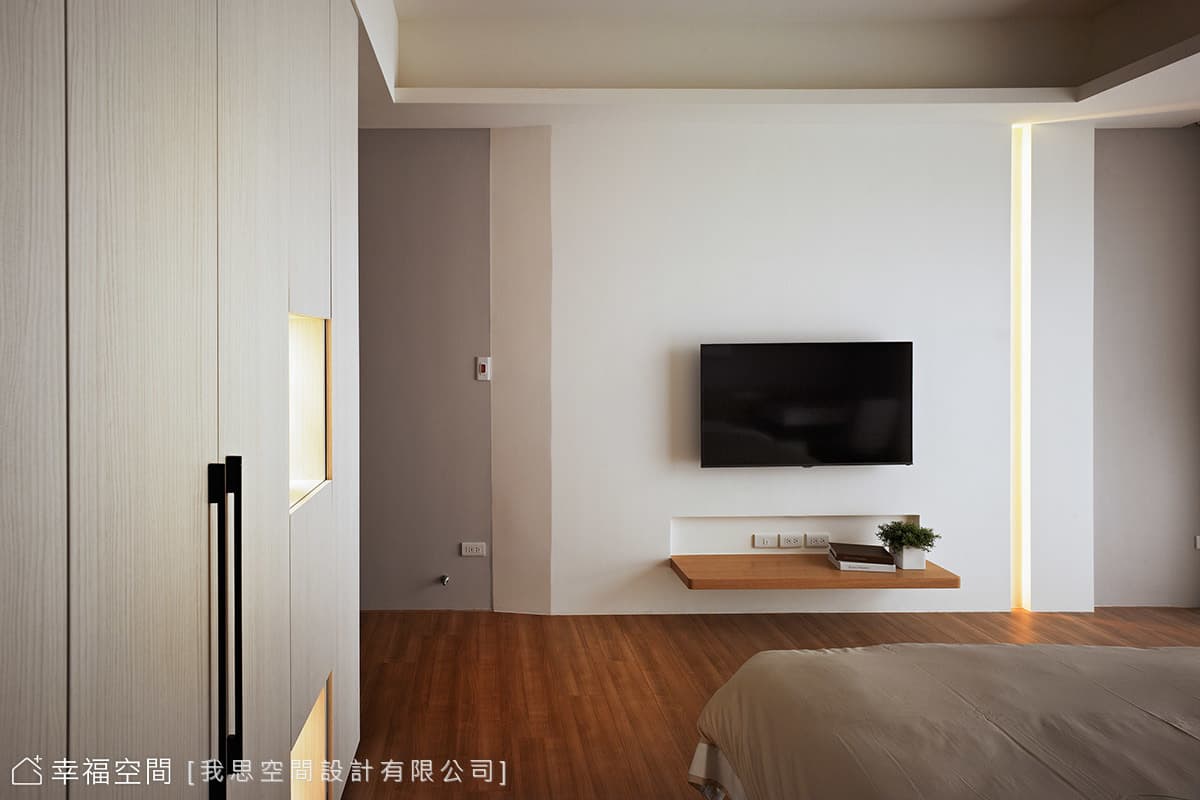 主臥電視牆