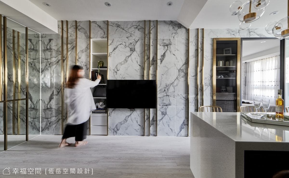新貴女王  磅礡殿堂｜2020年Muse Design Awards GIOD-Grayscale reversal