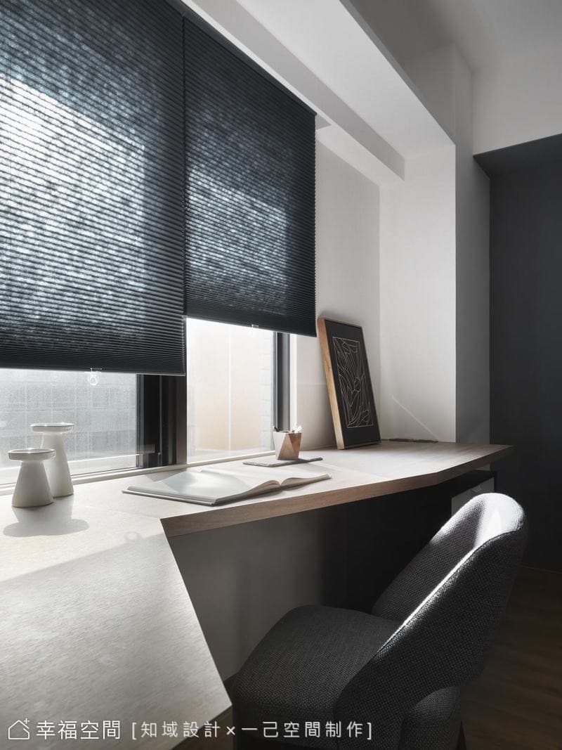 Black Mica｜現代風