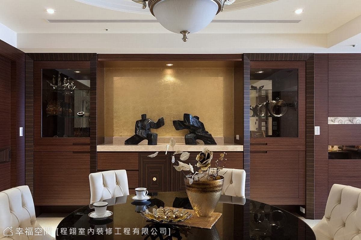 金箔備餐櫃