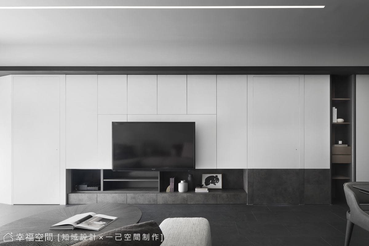 Black Mica|現代風